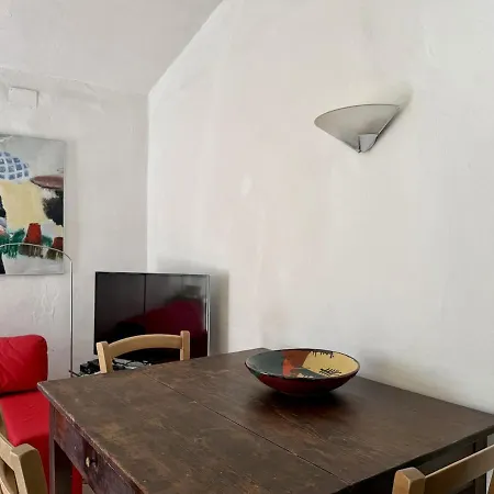 Host4u - Cozy Escape In Trincheri, Relais Limone Διαμέρισμα *