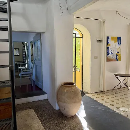Host4u - Cozy Escape In Trincheri, Relais Limone شقة *